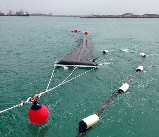 Oil Storage Option for Oil Spill Containment | Era Eexii Indonesia